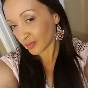 Meet your Posher, Tomecha